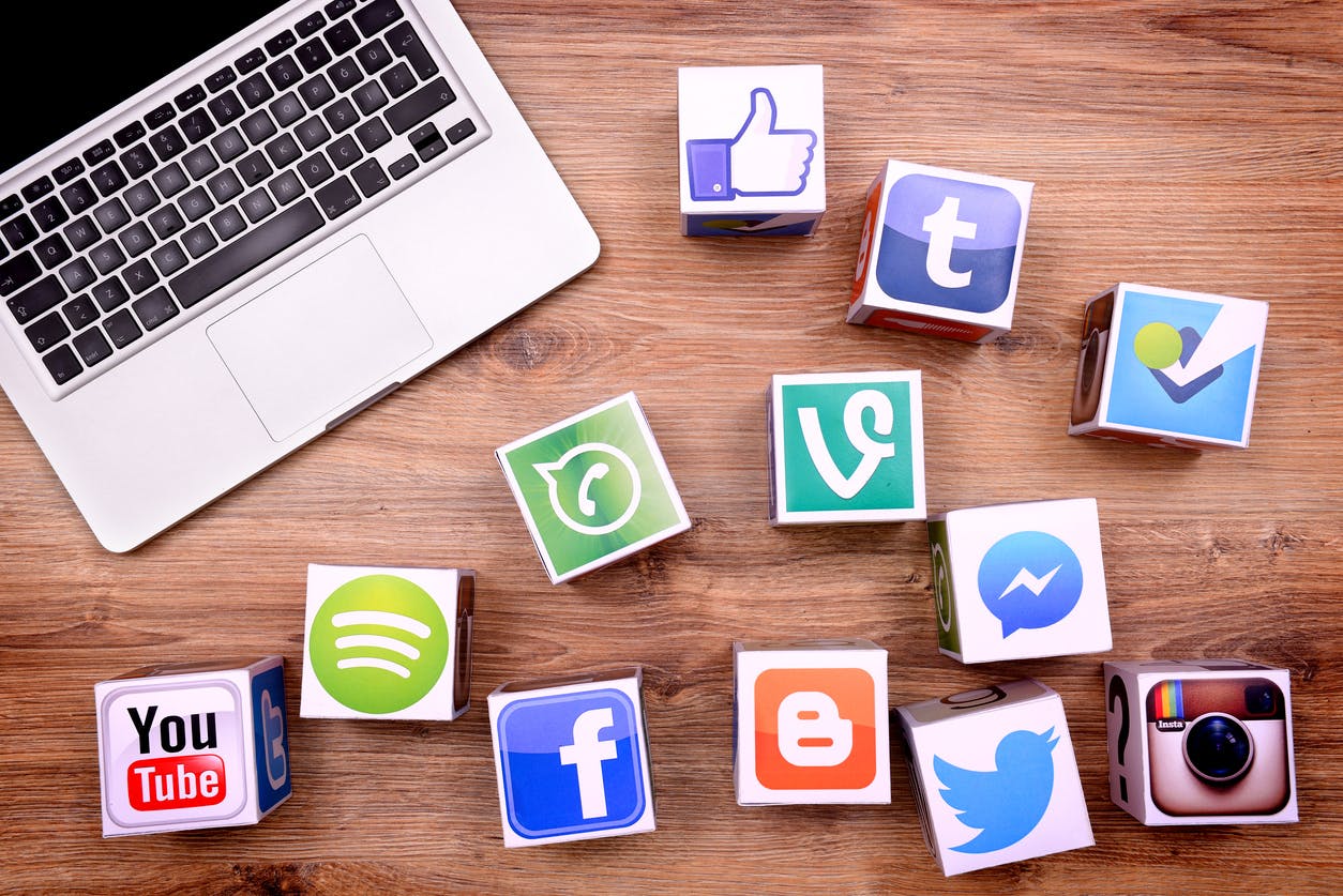 Online Marketing: Social Media vs SEO