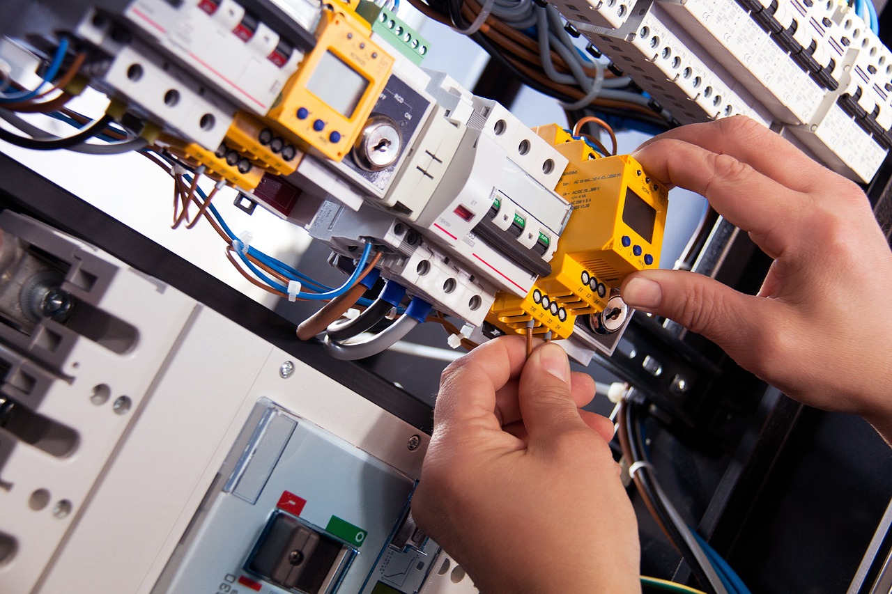 How To Find The Best Electricians For Your Electrical Requirements
